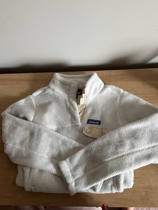Patagonia Sweaters - Patagonia Cream-White Quarter-Snap Fleece Pullover